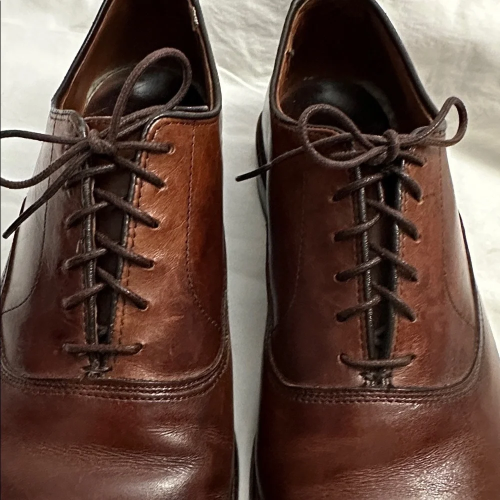 Allen Edmonds Park Avenue Cap-Toe Oxford Dress Shoe - Picture 4 of 10